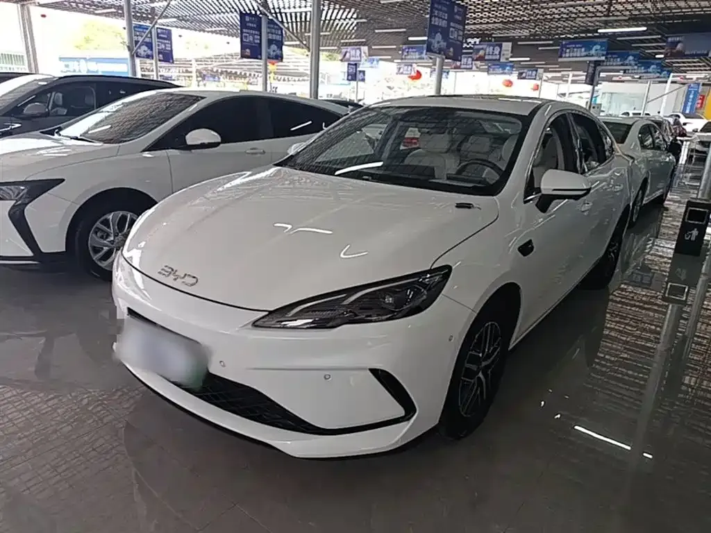 BYD Seal 05 DM-i — фото 9