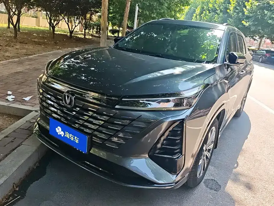 Changan CS75PLUS — фото 1