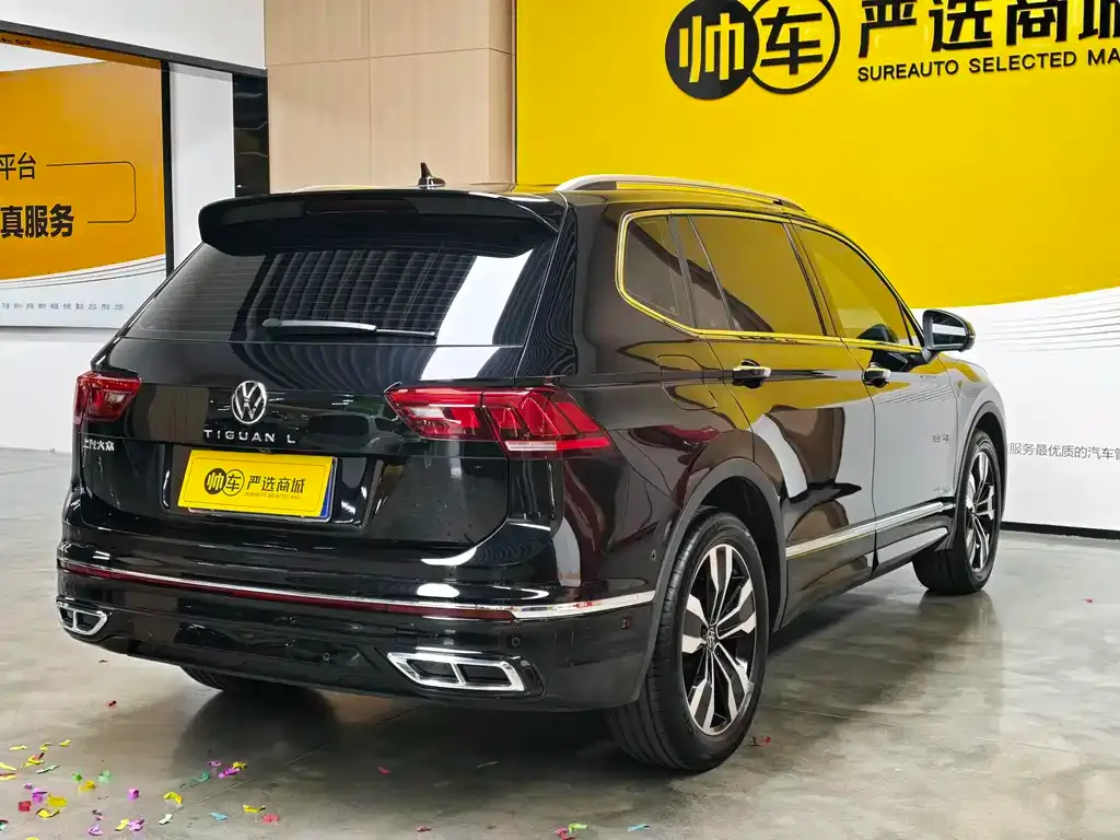 Volkswagen Tiguan L — фото 6