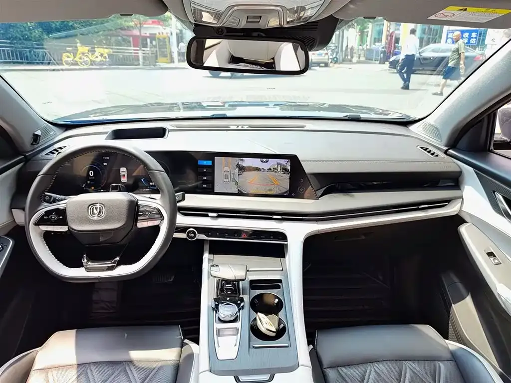 Changan CS75PLUS — фото 3