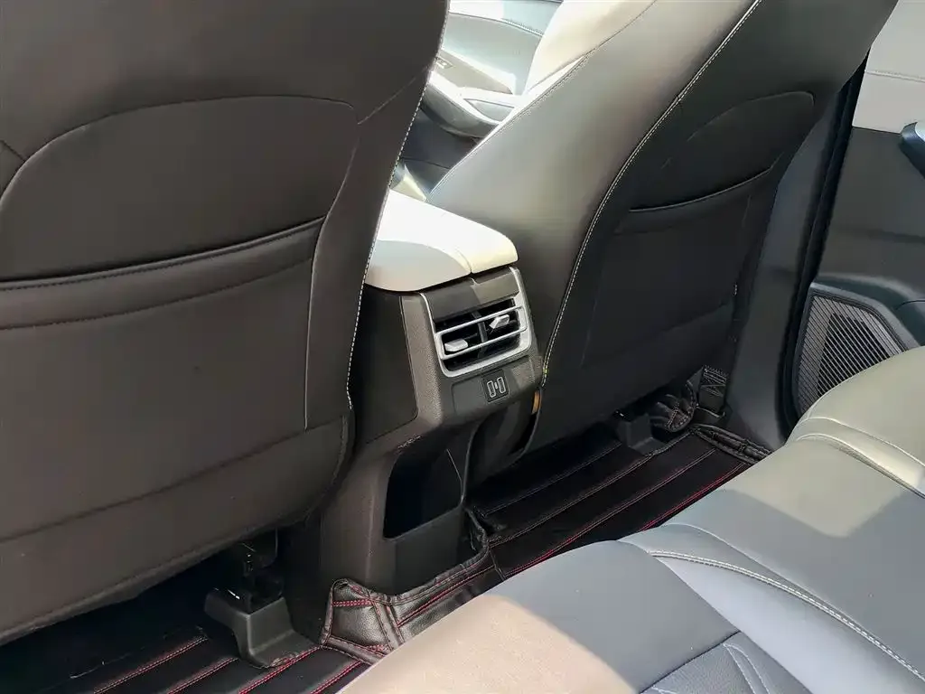 Changan CS75PLUS — фото 2
