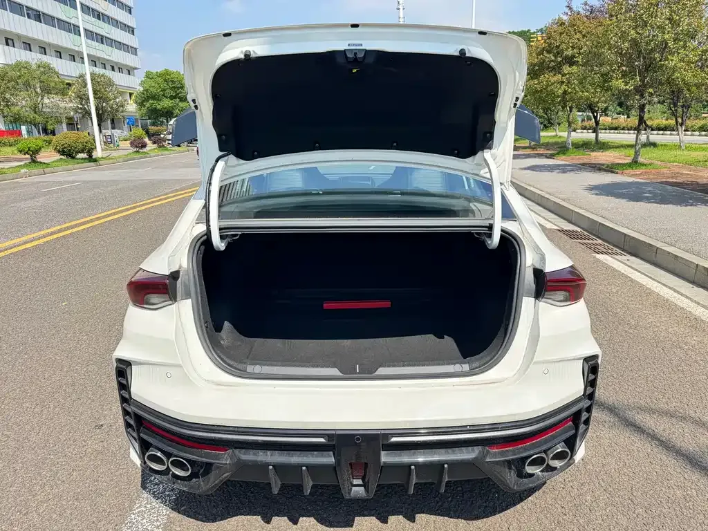 GAC Motor Shadow Leopard — фото 5