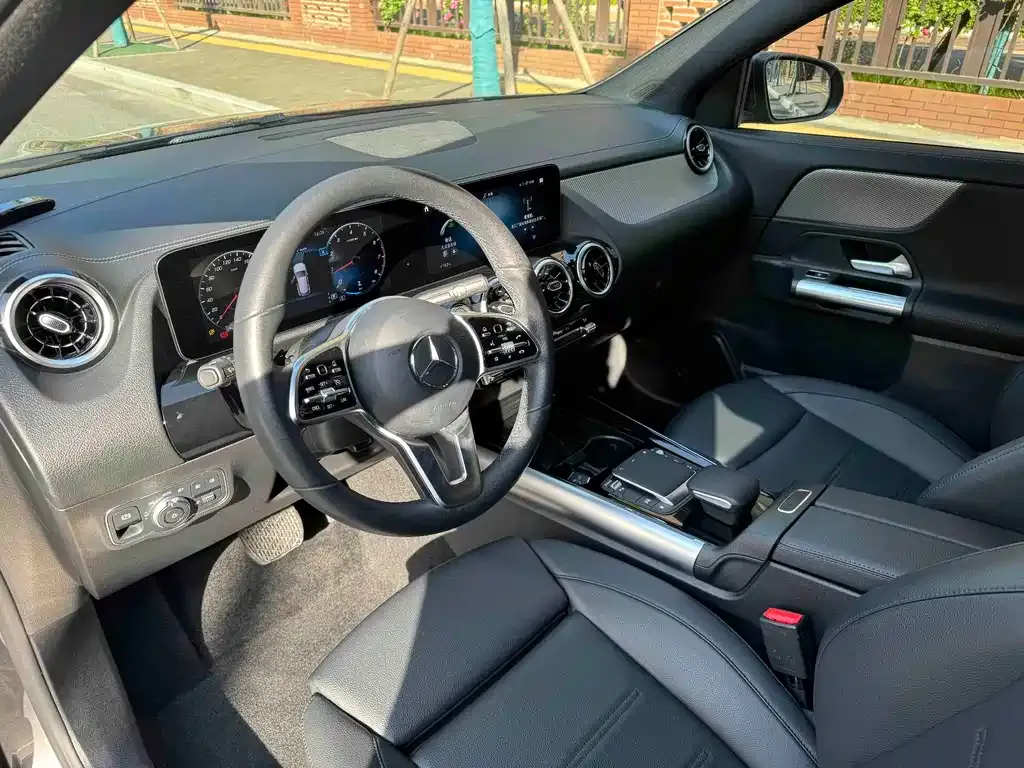 Mercedes-Benz GLA — фото 3