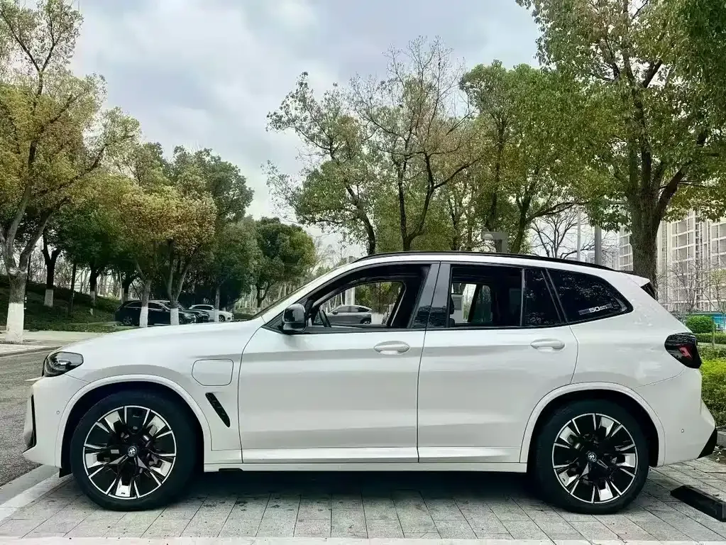 BMW iX3 2022 из CN, фото 10