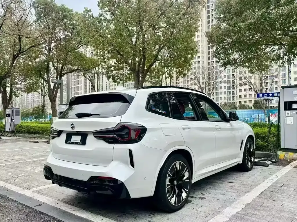 BMW iX3 2022 из CN, фото 8