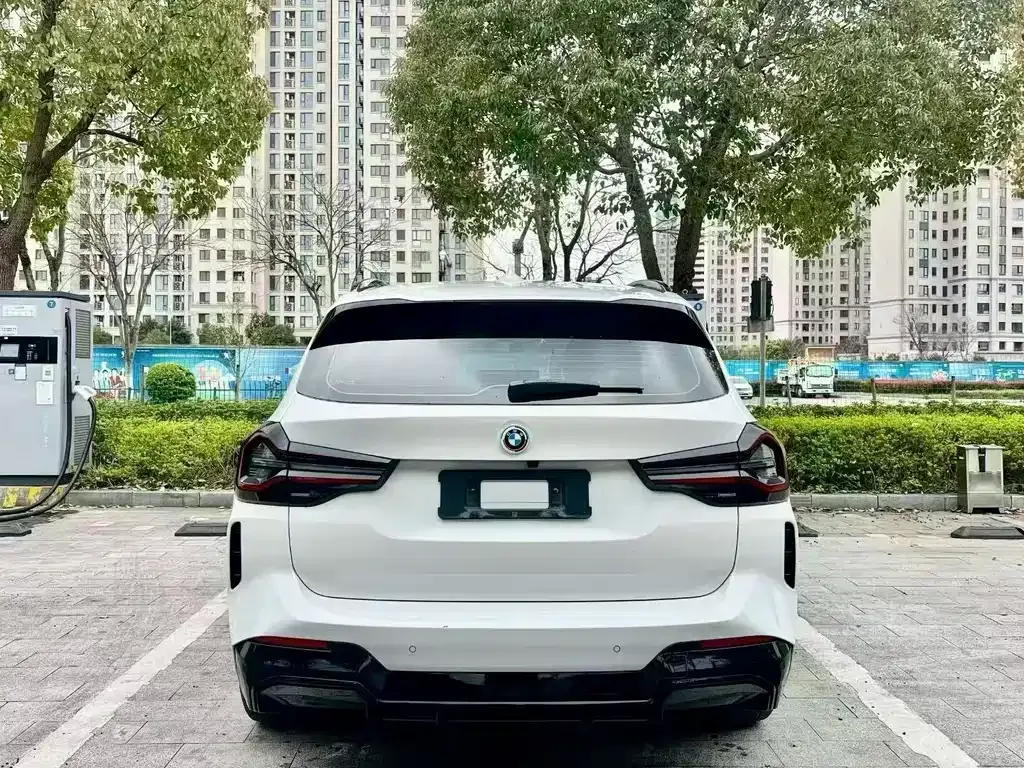 BMW iX3 2022 из CN, фото 9
