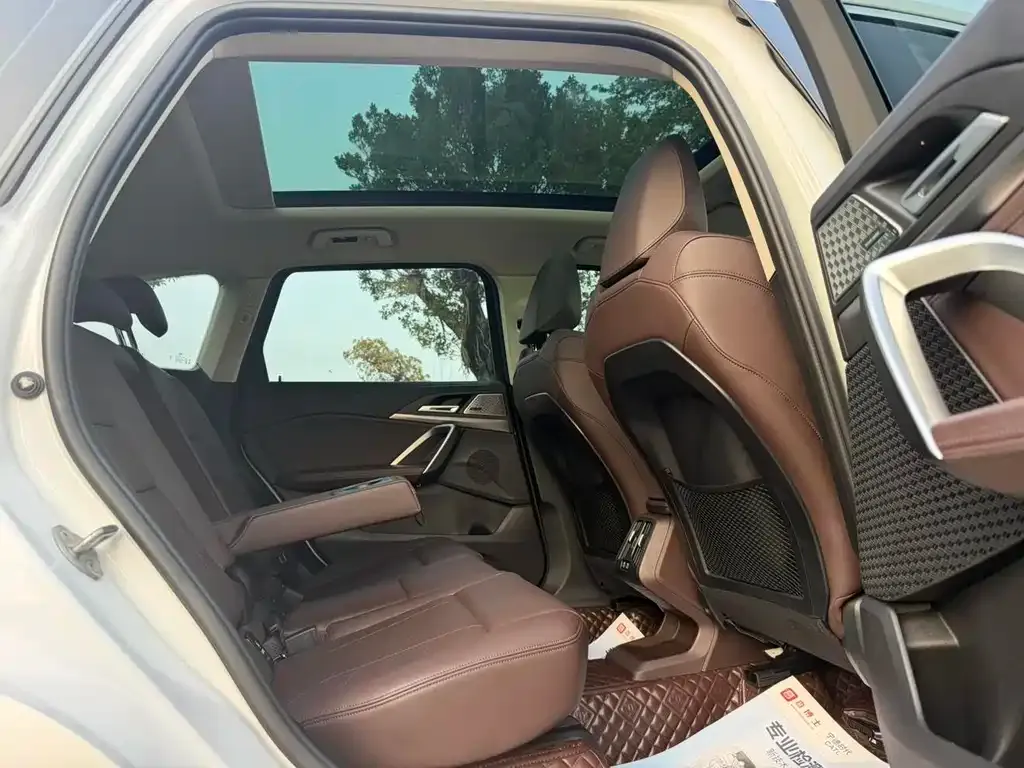 BMW X1 2023 из CN, фото 2