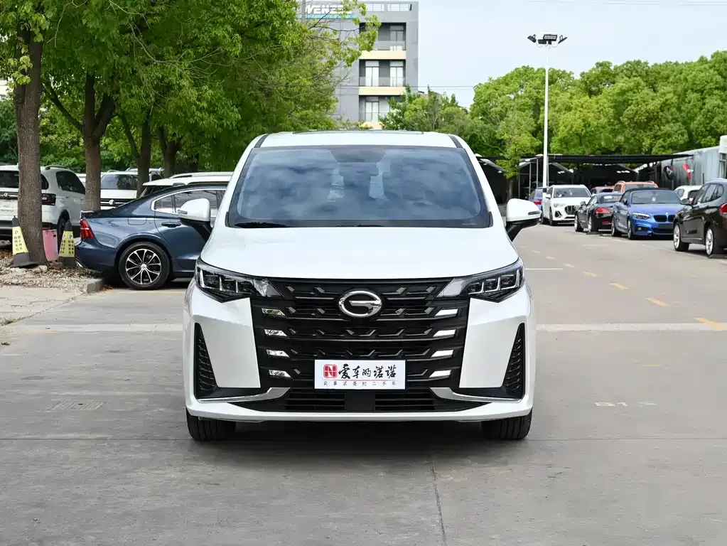 GAC Motor Trumpchi M6 — фото 1