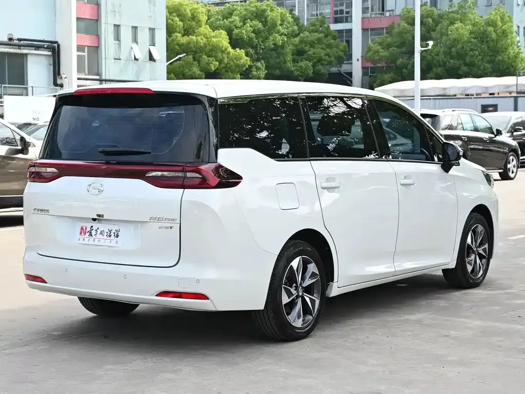 GAC Motor Trumpchi M6 — фото 5