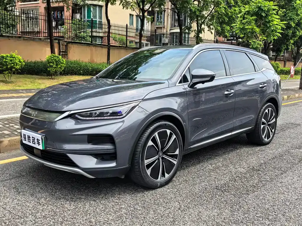 BYD Tang New Energy — фото 1
