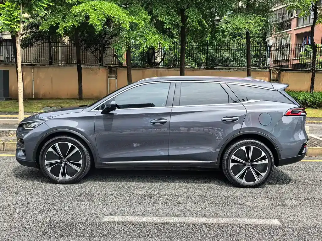 BYD Tang New Energy — фото 10