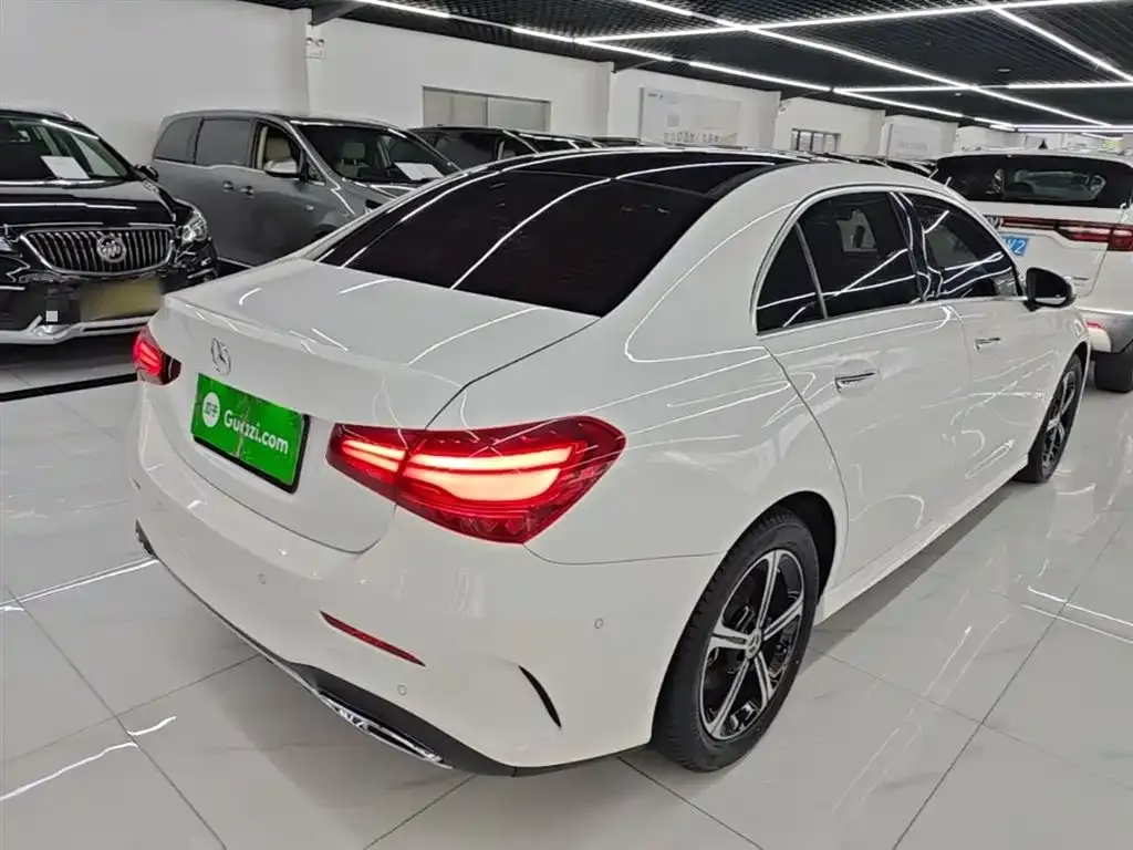 Mercedes-Benz A-Class — фото 4