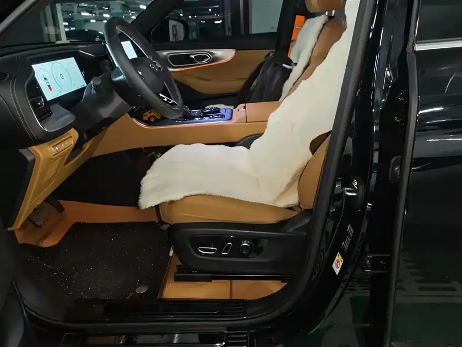 GAC Motor Trumpchi GS8 — фото 3