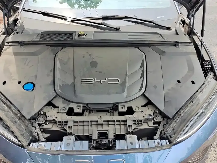 BYD Seal — фото 2