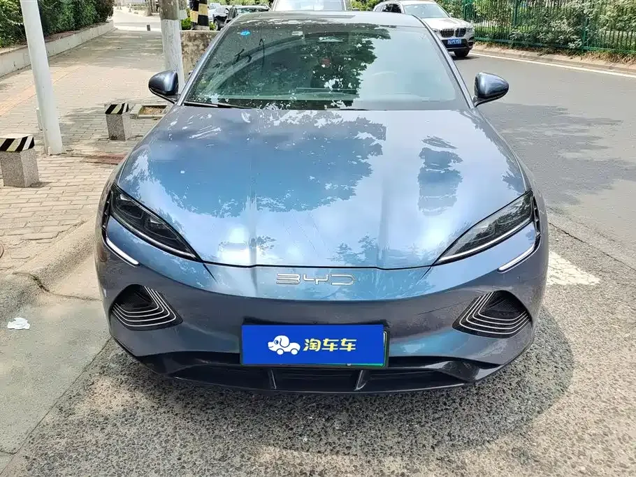 BYD Seal — фото 5