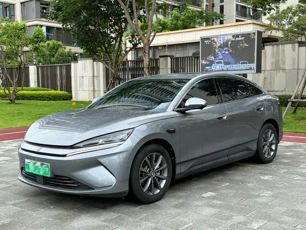 BYD Qin L — фото 1