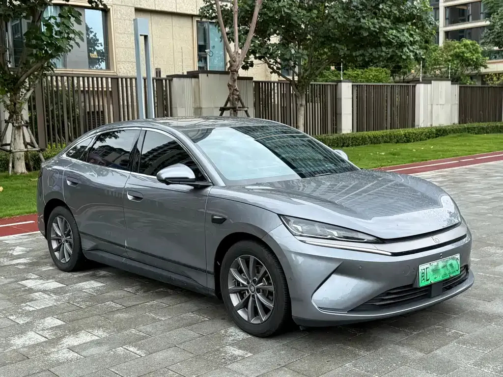 BYD Qin L — фото 9