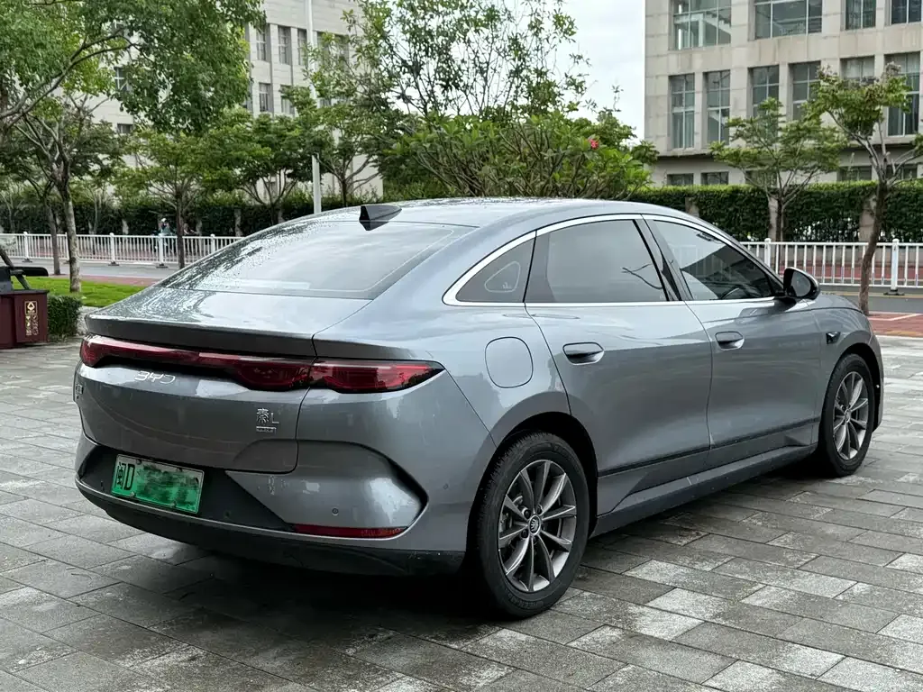 BYD Qin L — фото 6