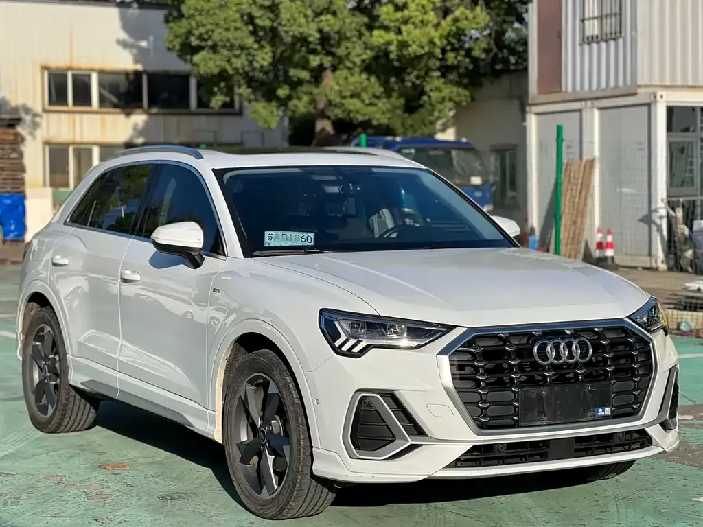 Audi Q3 — фото 3