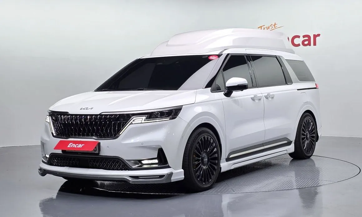 Kia Carnival — фото 1