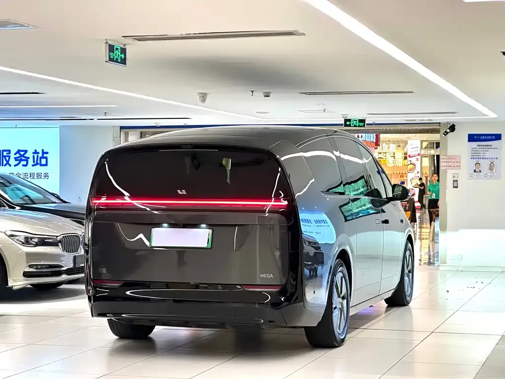 Li Auto MEGA 2024 из CN, фото 4