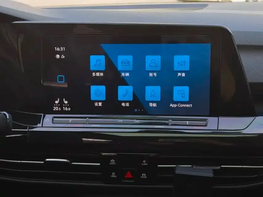 Volkswagen Golf 2021 из CN, фото 4