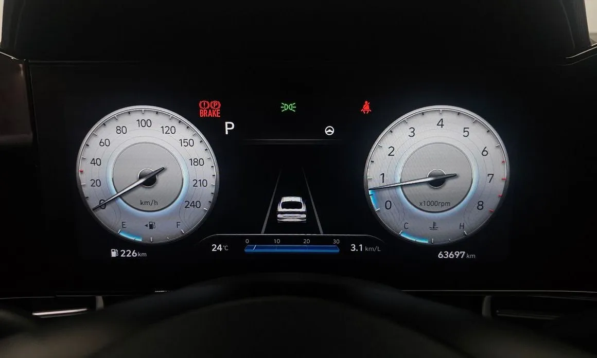 Hyundai AVANTE — фото 9