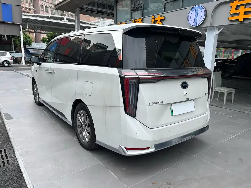 GAC Motor Trumpchi M8 — фото 2