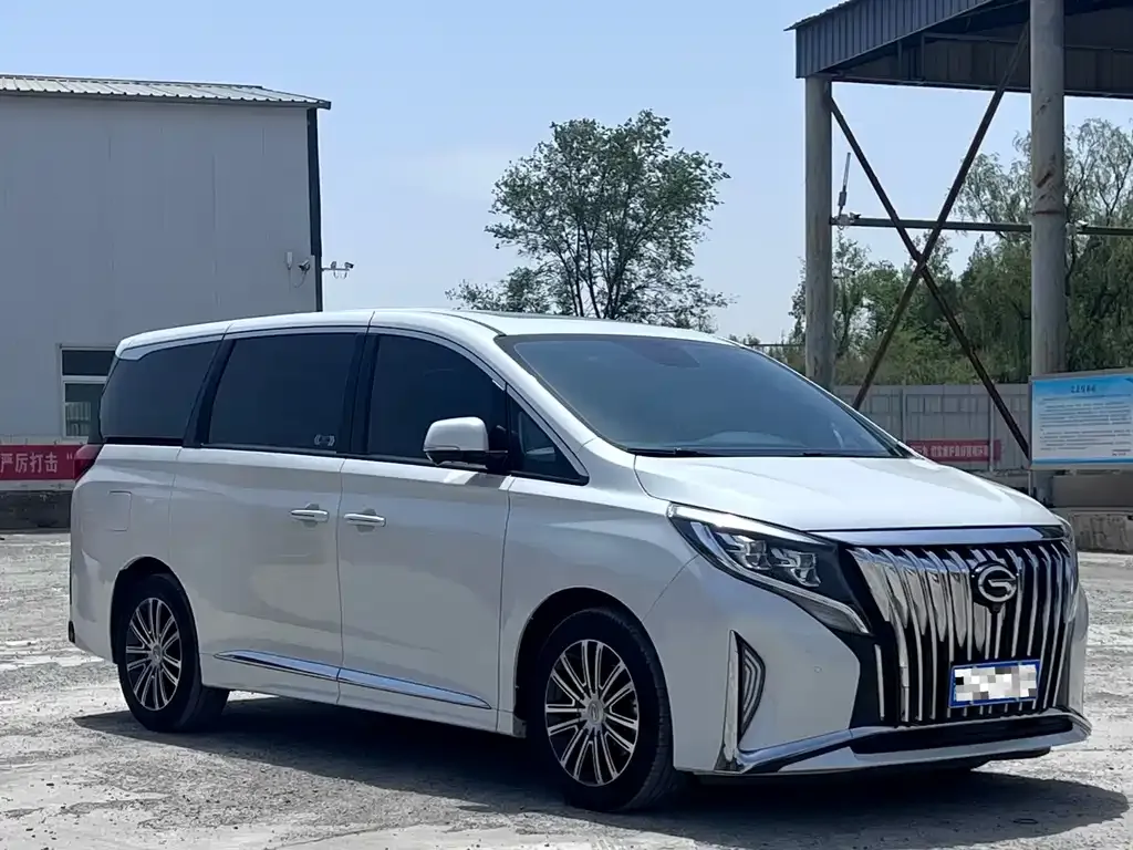 GAC Motor Trumpchi M8 — фото 8