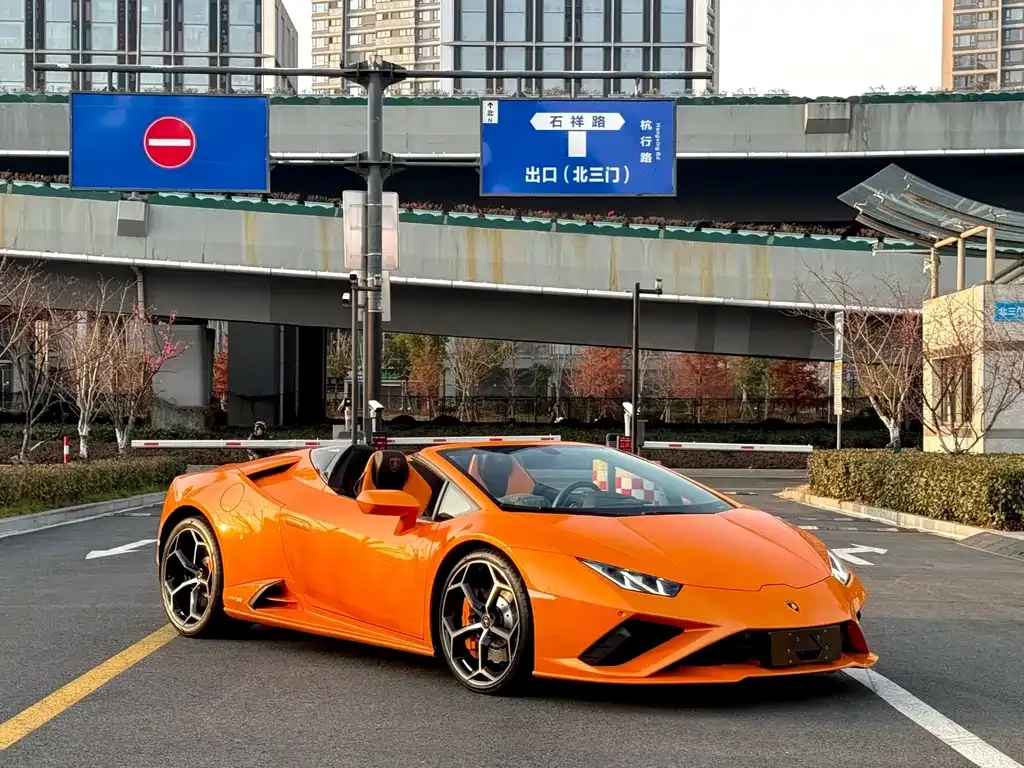 Lamborghini Huracan — фото 9