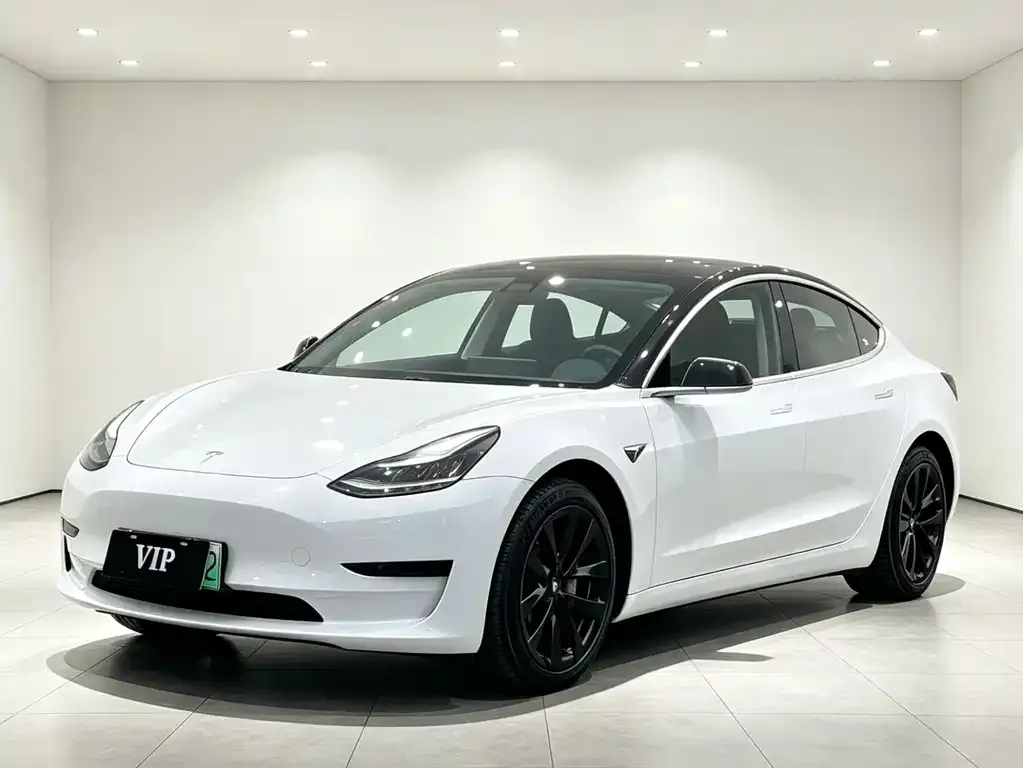 Tesla Model 3 — фото 7