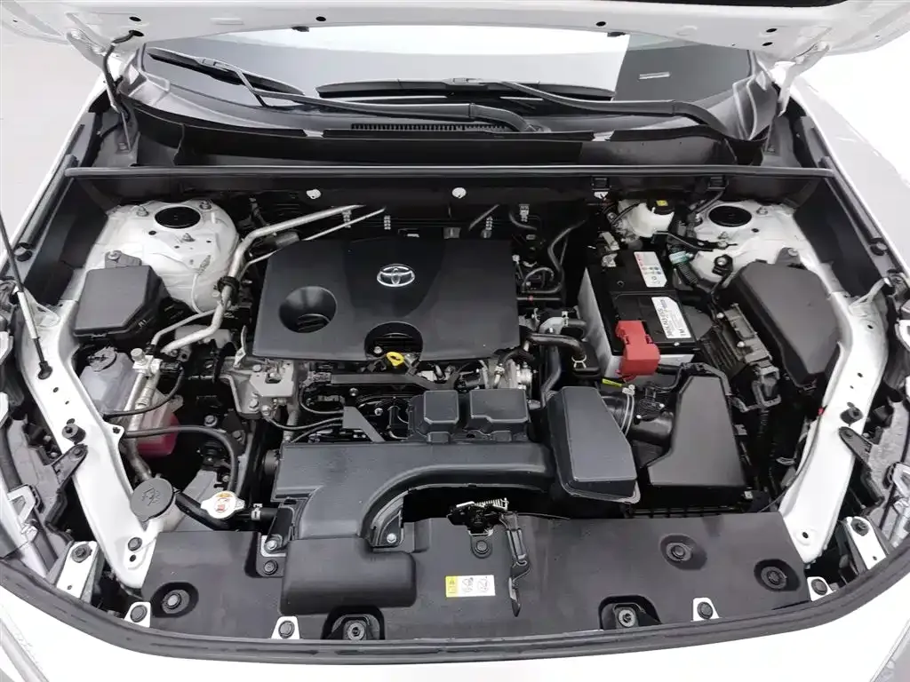 Toyota RAV4 2023 из CN, фото 10