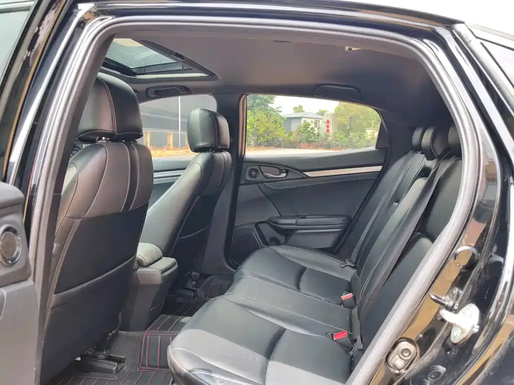 Honda Civic — фото 4