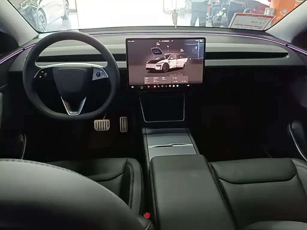 Tesla Model Y — фото 4