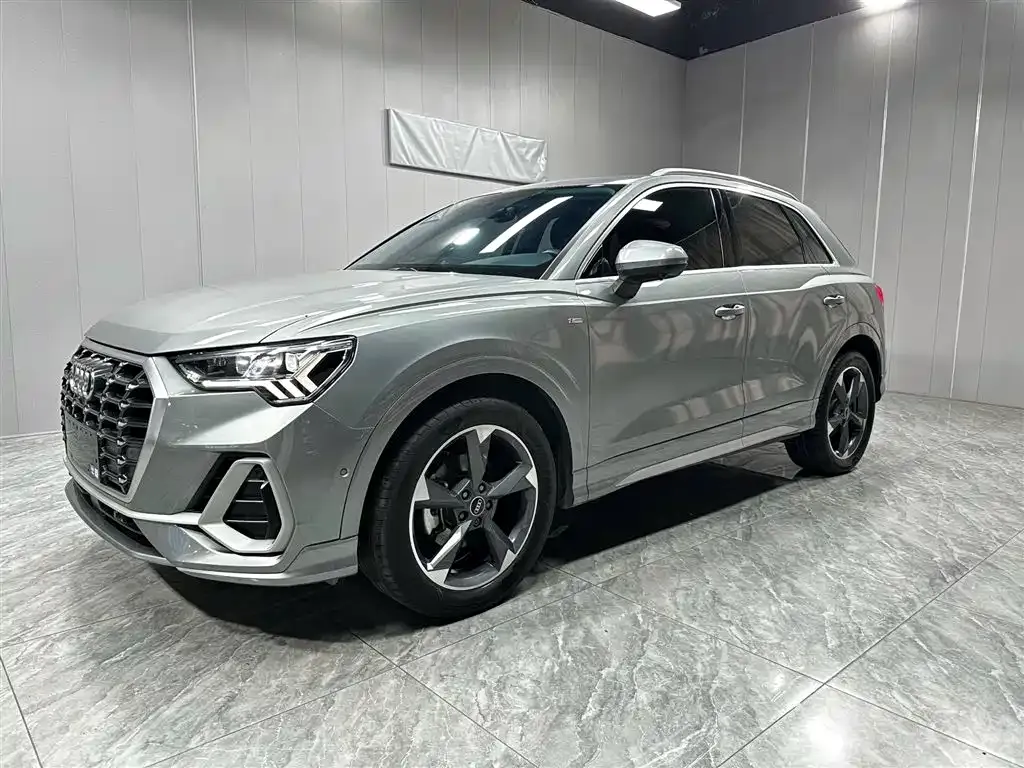 Audi Q3 — фото 5