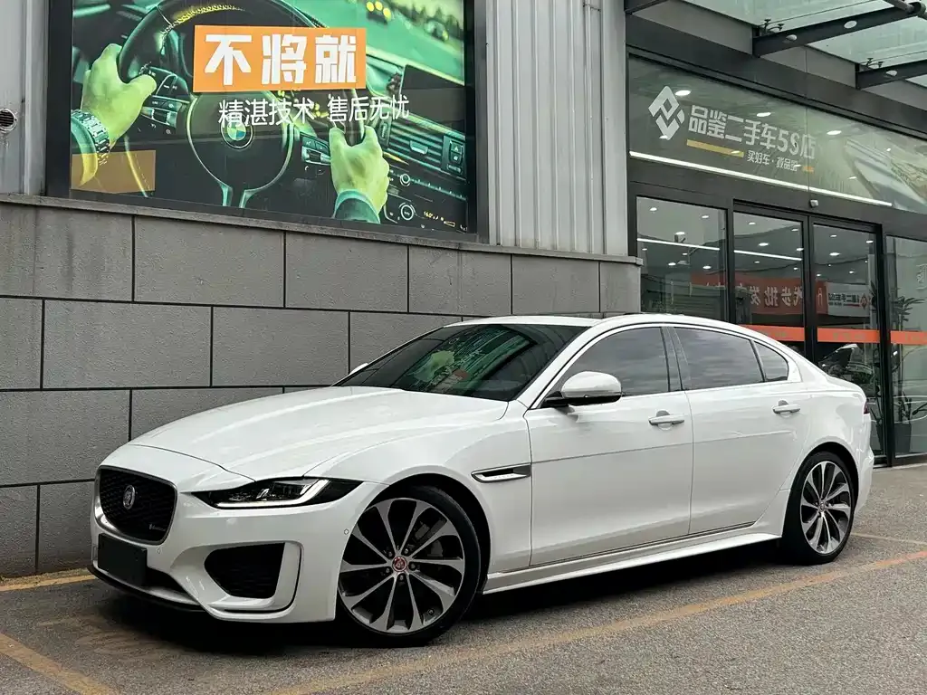 Jaguar XEL — фото 1