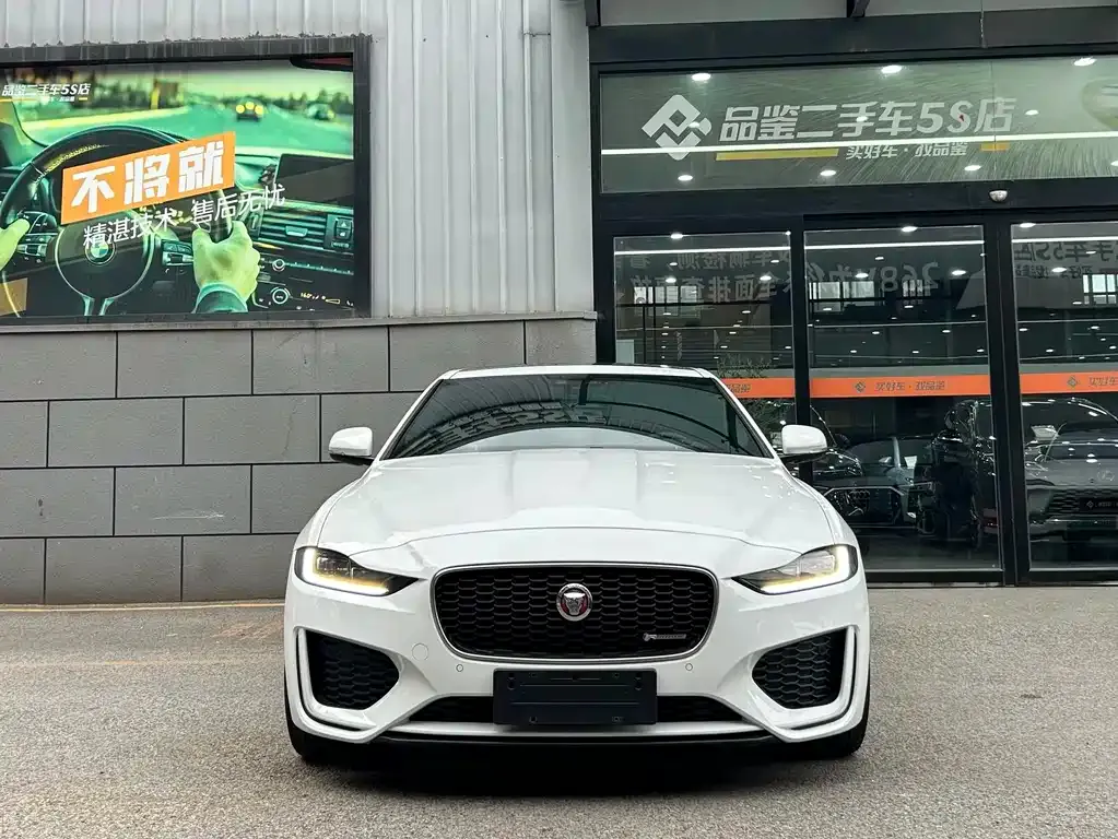 Jaguar XEL — фото 4