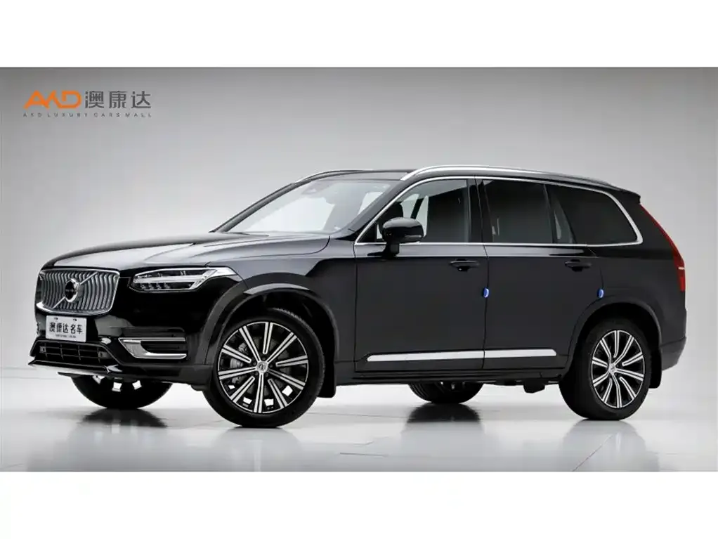 Volvo XC90 — фото 1