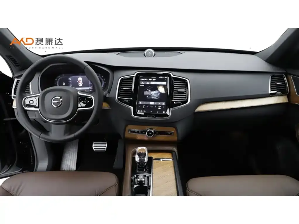 Volvo XC90 — фото 10