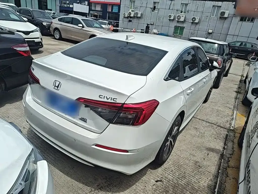 Honda Civic — фото 4