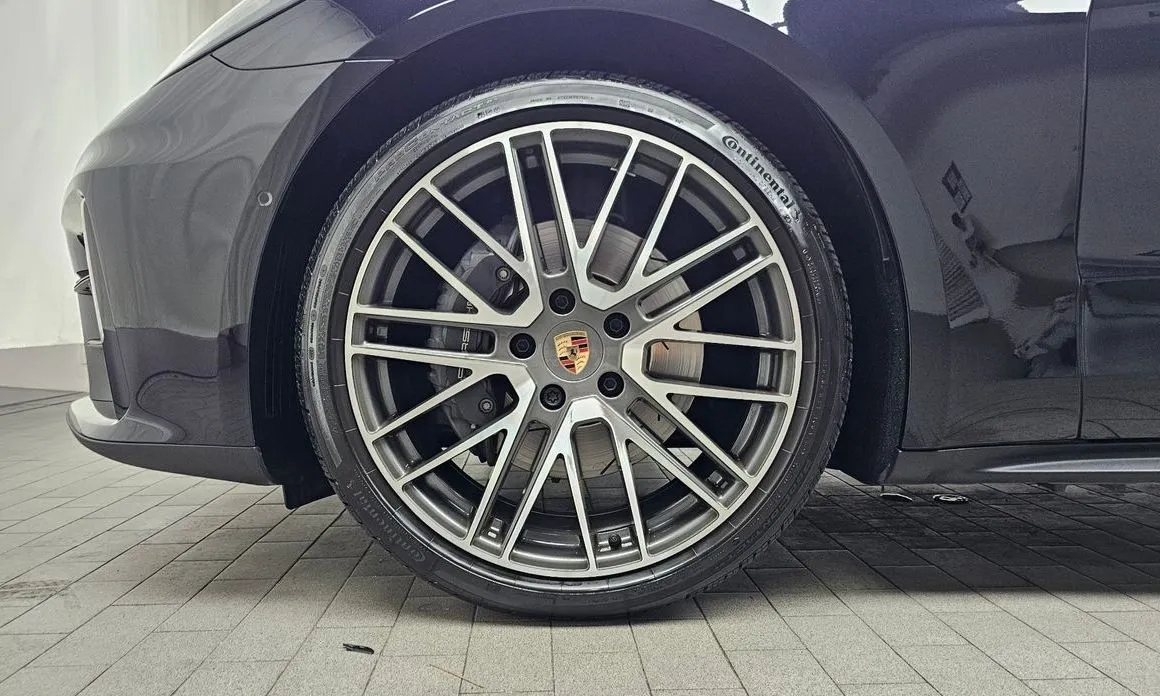 Porsche Panamera 2024 из KR, фото 7