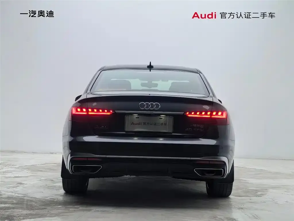 Audi A4L — фото 2