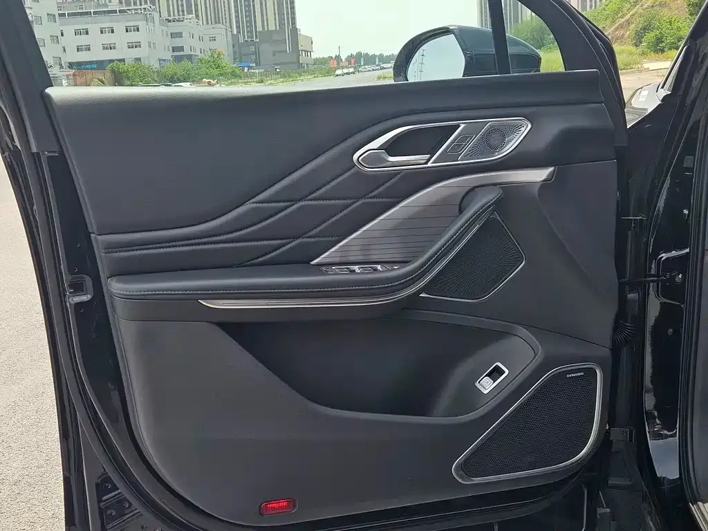 Hongqi HS7 PHEV 2024 из CN, фото 7