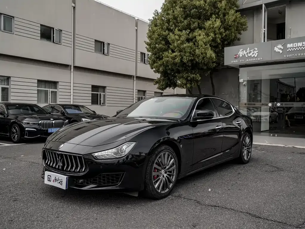 Maserati Ghibli — фото 8