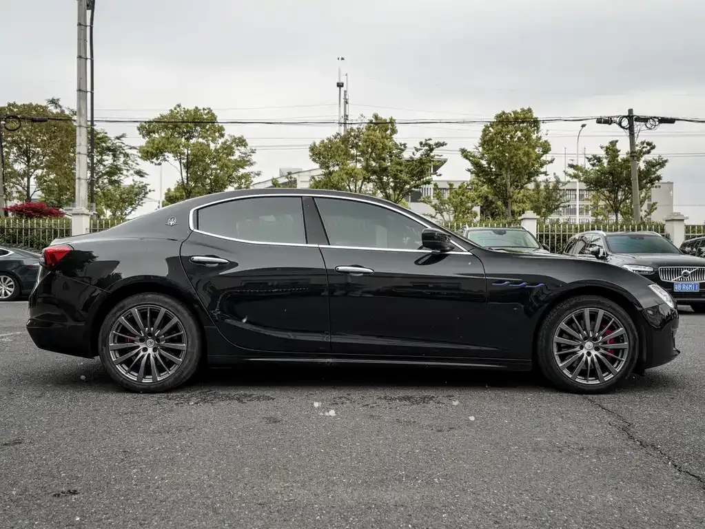 Maserati Ghibli — фото 5