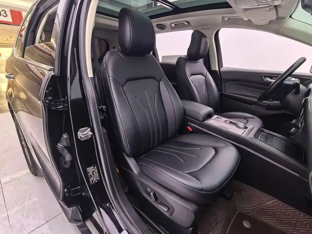 Ford Edge 2022 из CN, фото 6