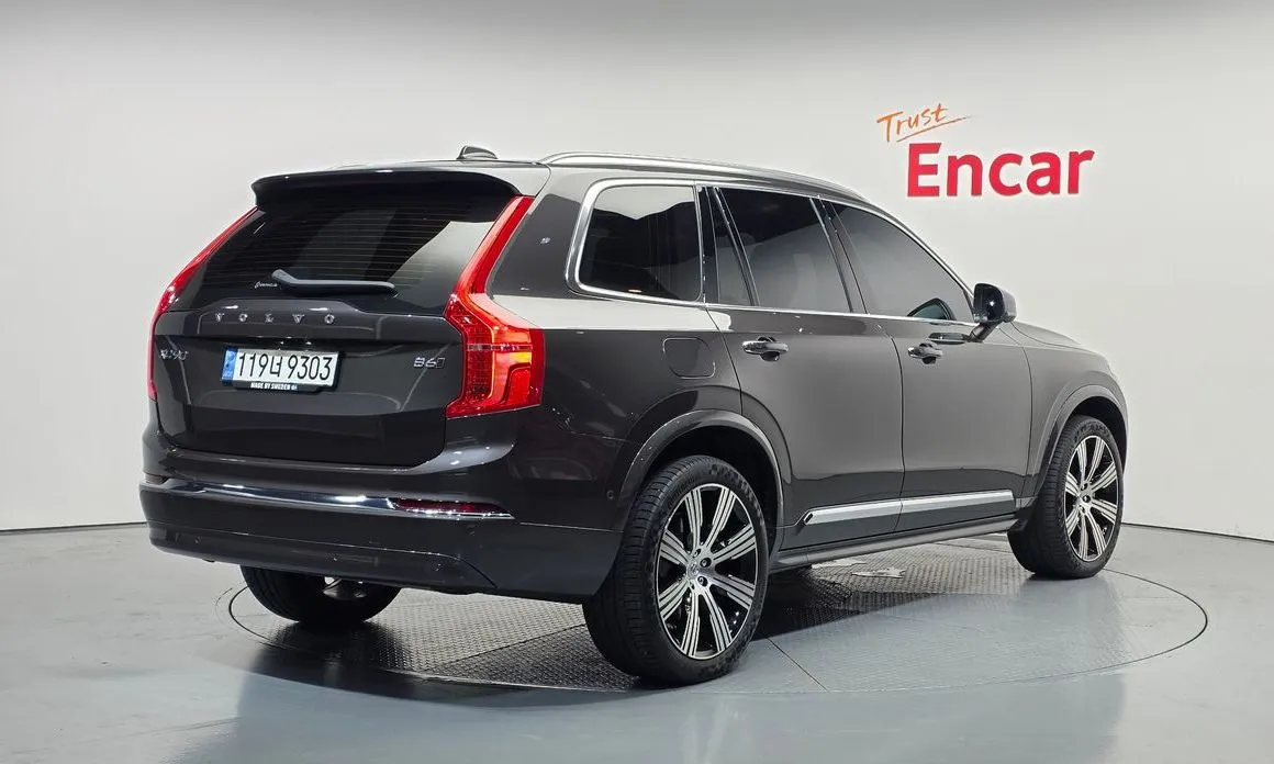 Volvo XC90 2023 из KR, фото 8