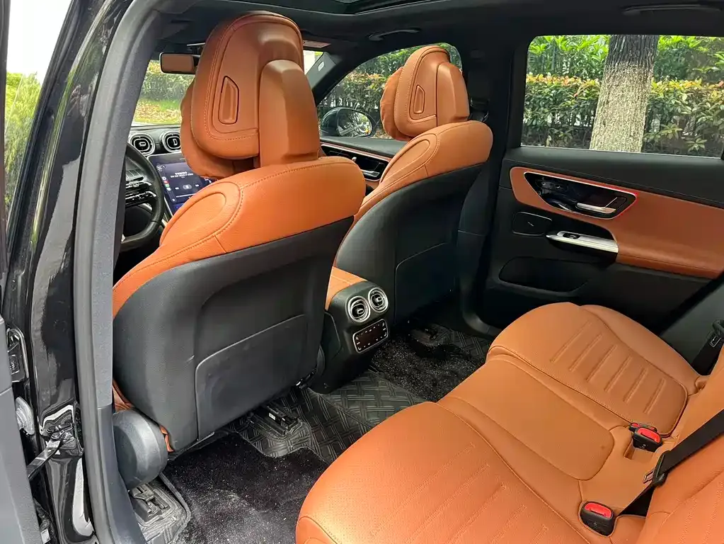 Mercedes-Benz GLC — фото 10