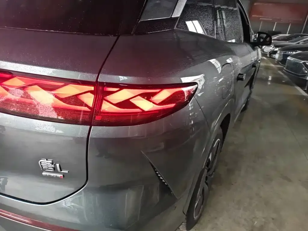 BYD Tang L 2026 из CN, фото 8
