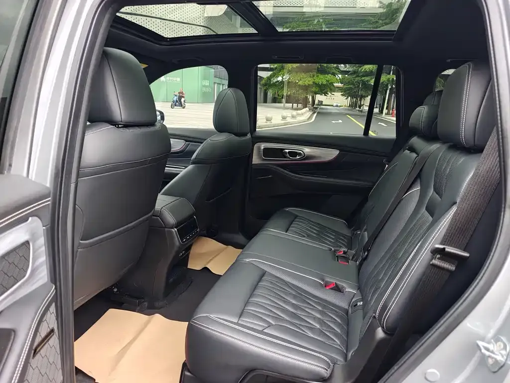 GAC Motor Trumpchi GS8 — фото 2